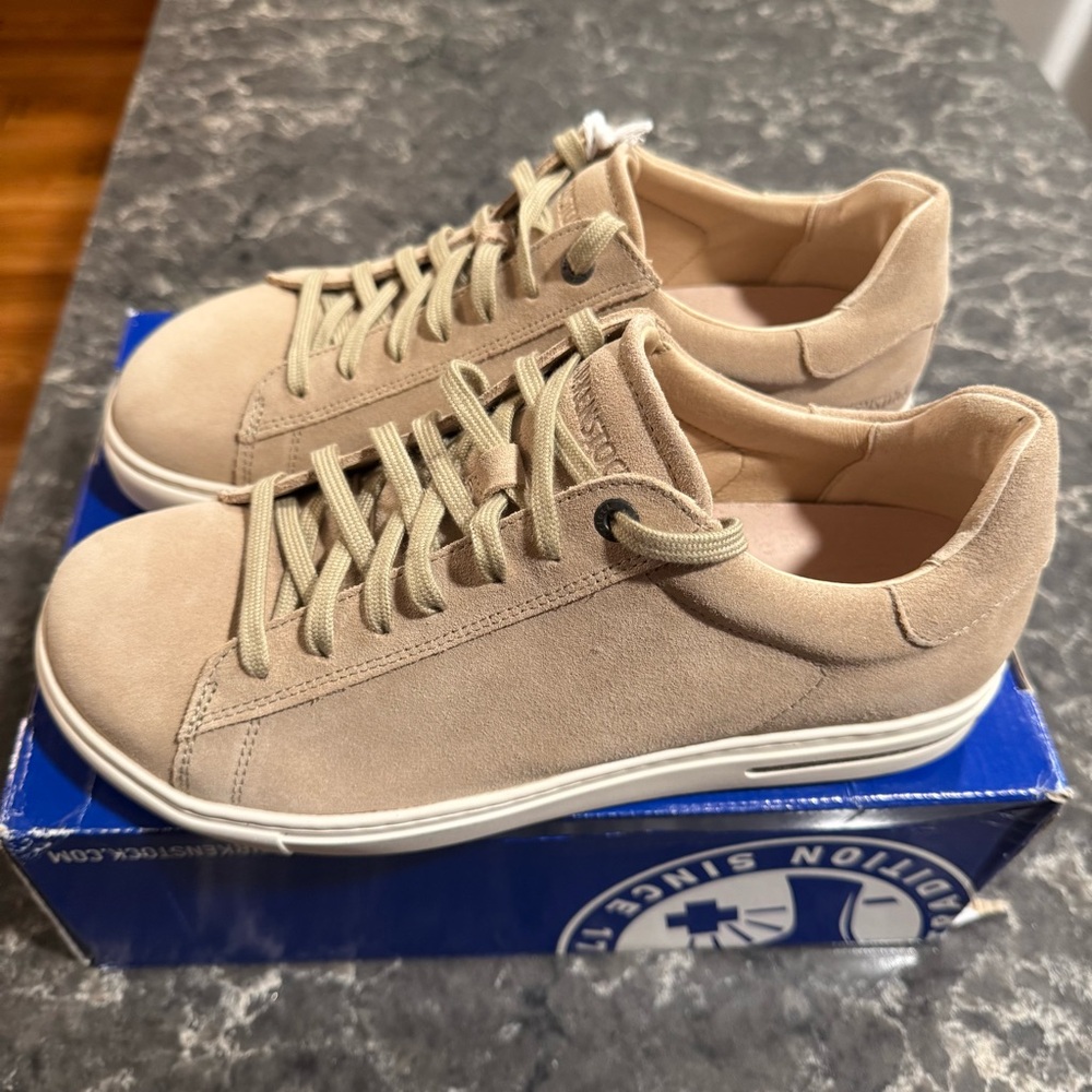 NEW Women's Birkenstock Bend Low Suede Leather (Sandcastle/White) - Picture 8 of 16